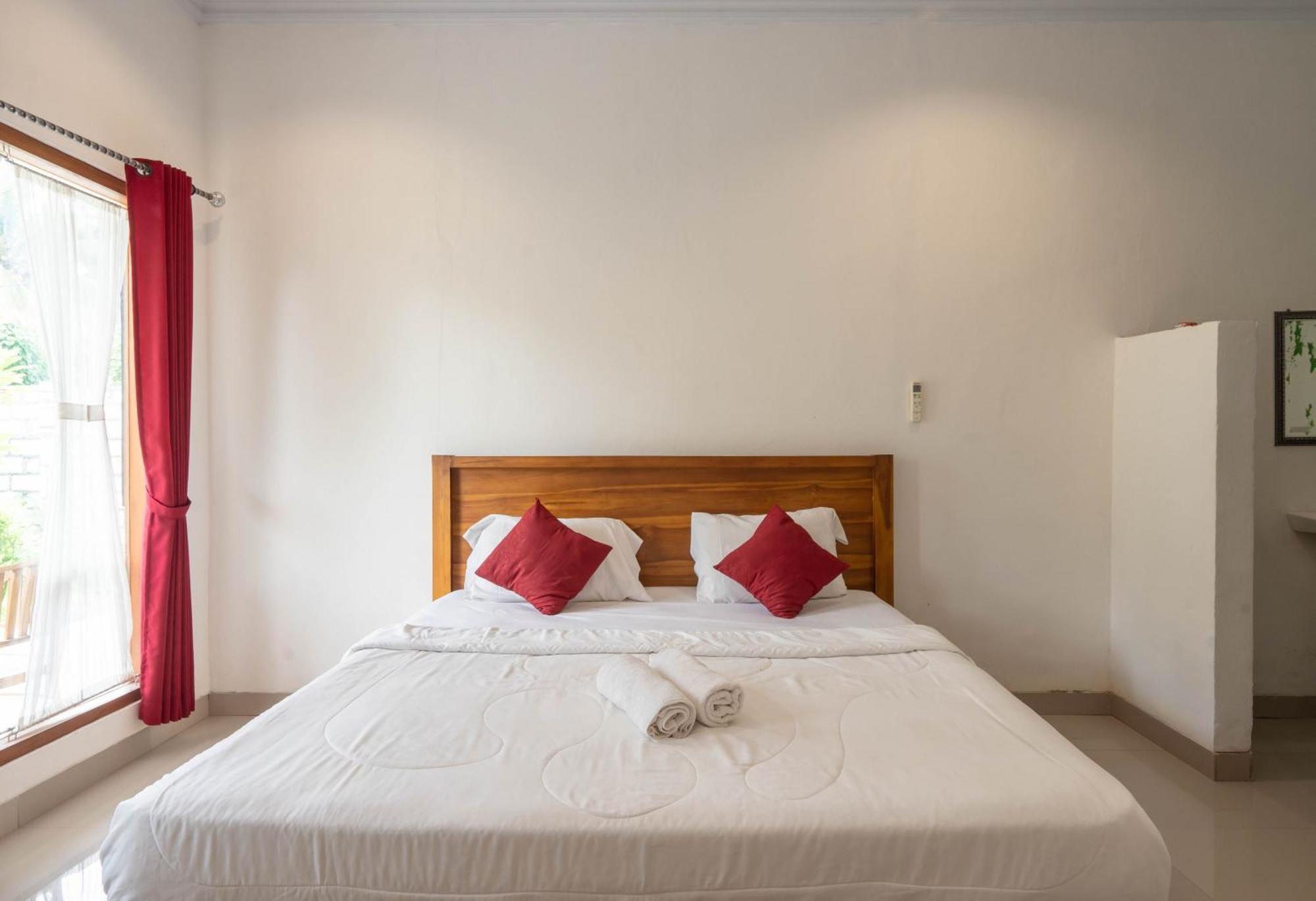 Omah Nusa Villa Redpartner Toyapakeh Exteriör bild